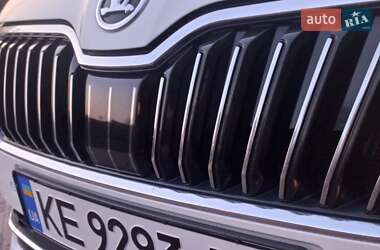 Универсал Skoda Superb 2019 в 