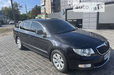 Лифтбек Skoda Superb 2012 в Днепре