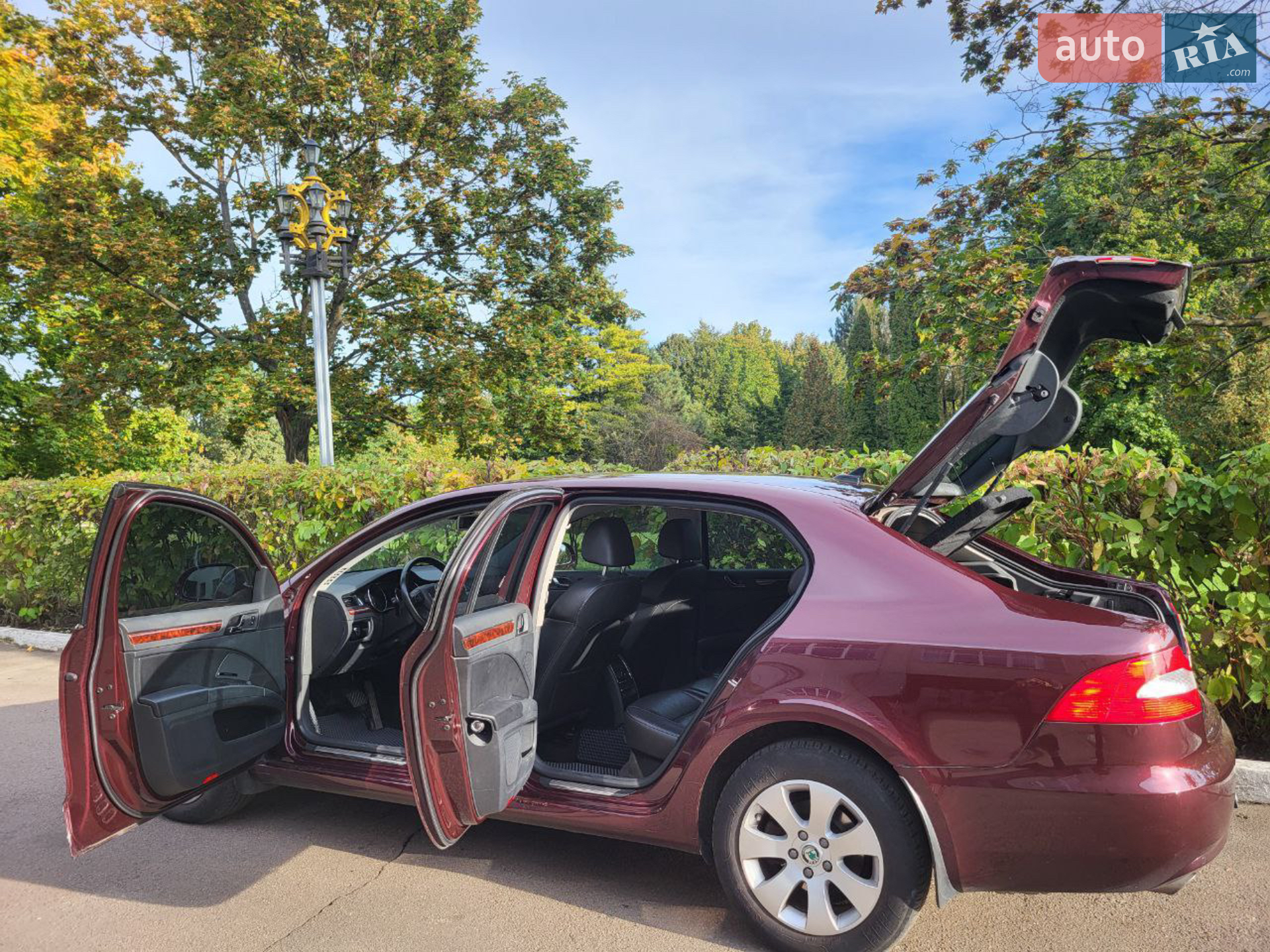 2012 Skoda Superb - мініатюра 5