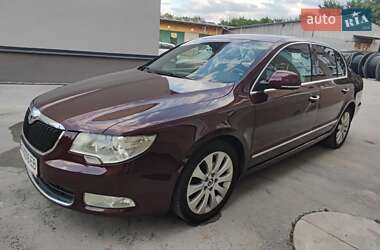 Ліфтбек Skoda Superb 2010 в Бучачі