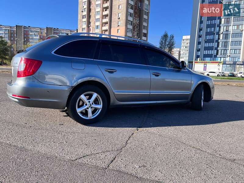 Універсал Skoda Superb 2010 в Черкасах