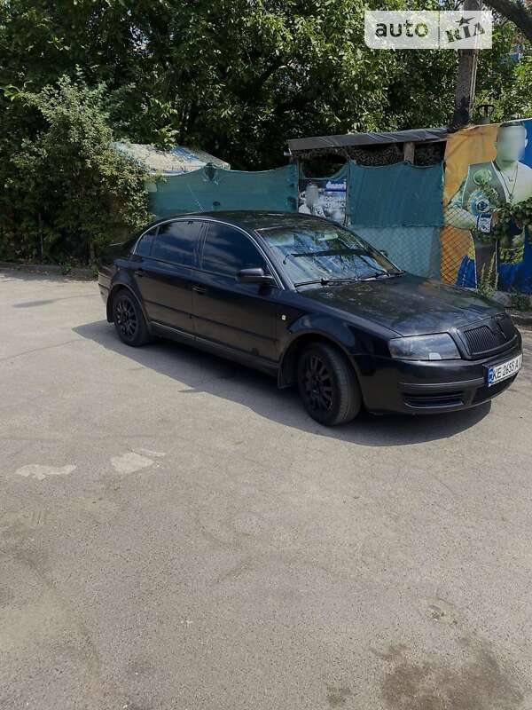 Лифтбек Skoda Superb 2004 в Кривом Роге