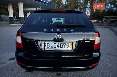 Универсал Skoda Superb 2012 в 