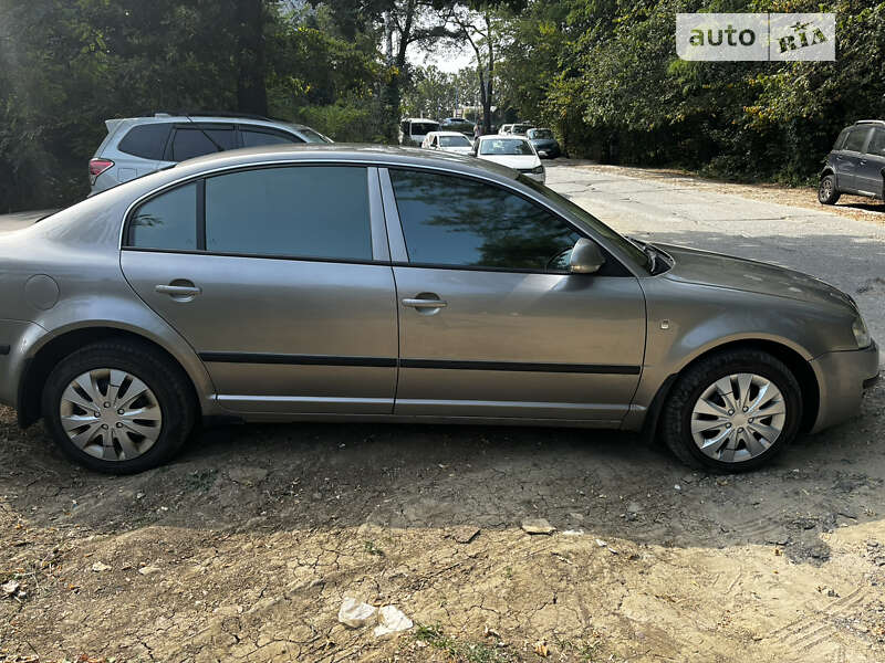 Лифтбек Skoda Superb 2007 в Киеве