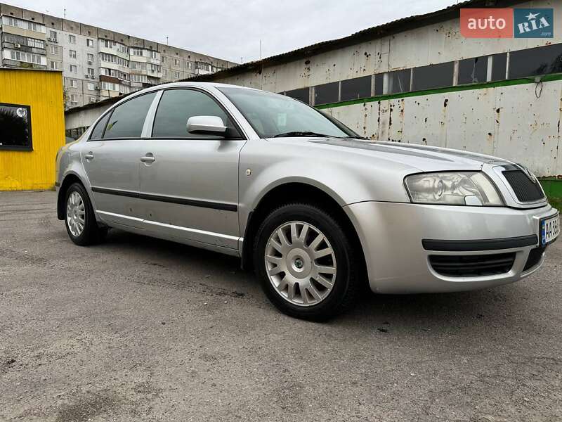 Лифтбек Skoda Superb 2006 в Фастове
