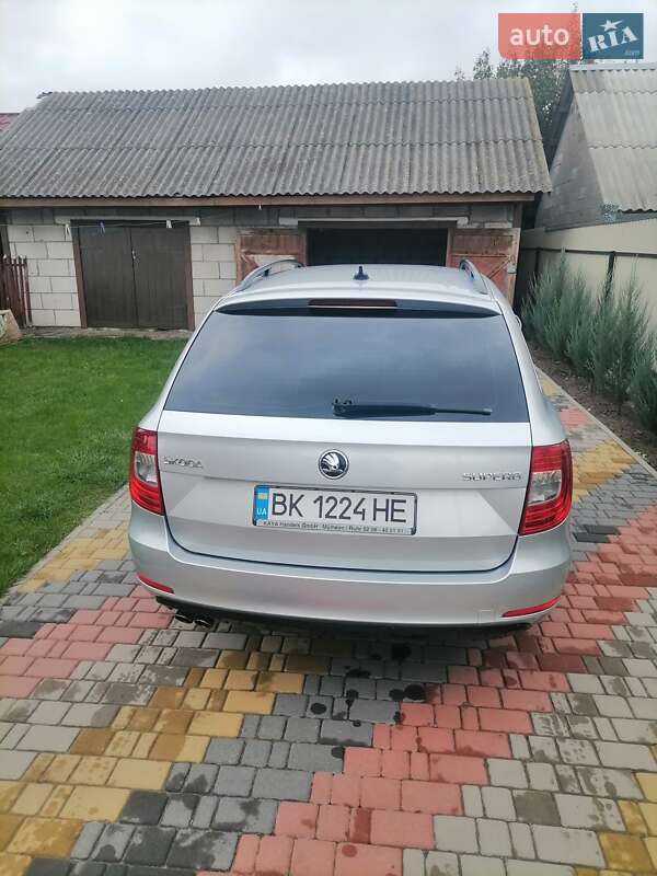 Универсал Skoda Superb 2014 в Заречном