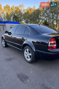 Лифтбек Skoda Superb 2008 в 