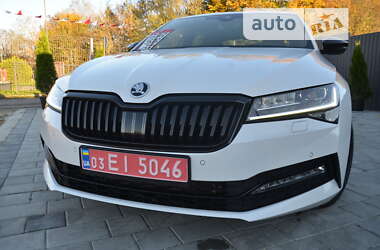 Лифтбек Skoda Superb 2021 в Дрогобыче