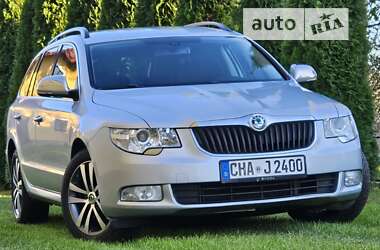 Універсал Skoda Superb 2010 в Дрогобичі