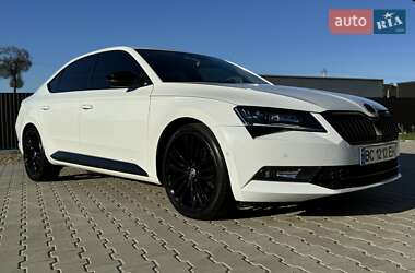 Лифтбек Skoda Superb 2015 в Стрые