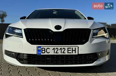 Лифтбек Skoda Superb 2015 в Стрые