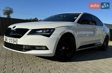 Лифтбек Skoda Superb 2015 в Стрые