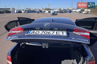 Лифтбек Skoda Superb 2014 в 