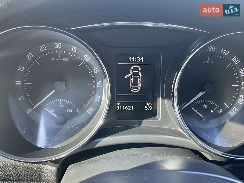 Лифтбек Skoda Superb 2014 в Ужгороде фото 25 Лифтбек Skoda Superb 2014 в Ужгороде