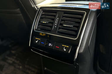 Лифтбек Skoda Superb 2016 в 