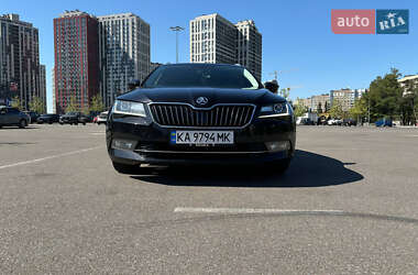 Універсал Skoda Superb 2015 в Києві