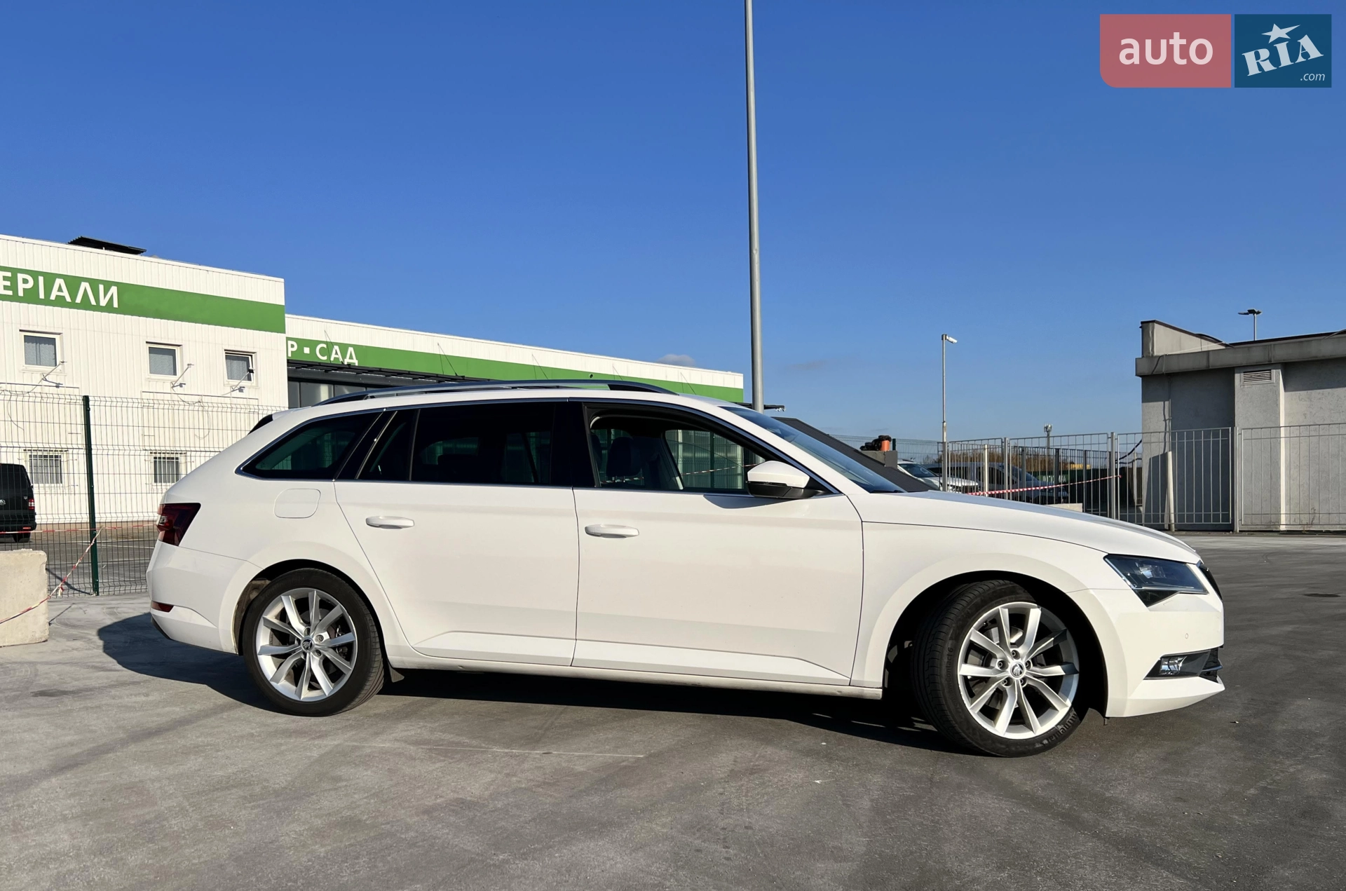 2017 Skoda Superb - мініатюра 6