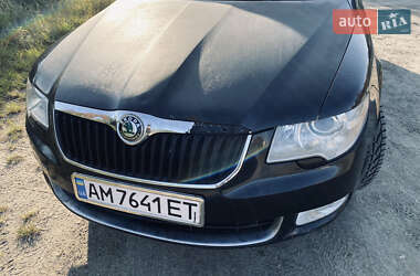 Лифтбек Skoda Superb 2008 в Черняхове