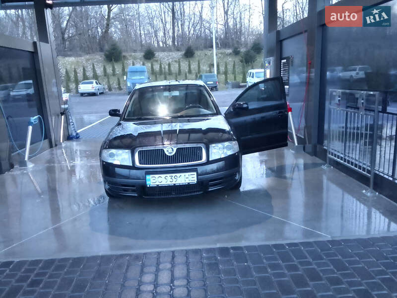Лифтбек Skoda Superb 2006 в Львове