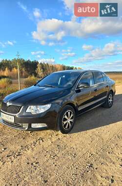 Ліфтбек Skoda Superb 2008 в Сарнах