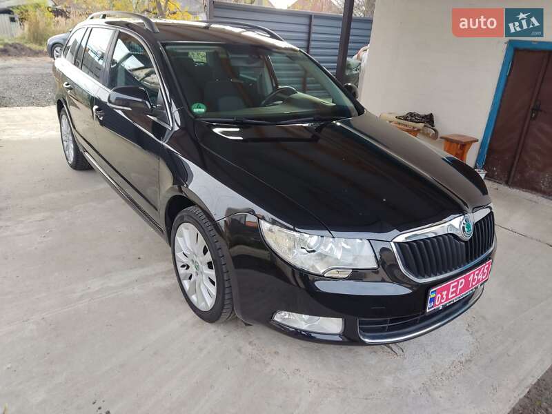 Универсал Skoda Superb 2013 в Ковеле