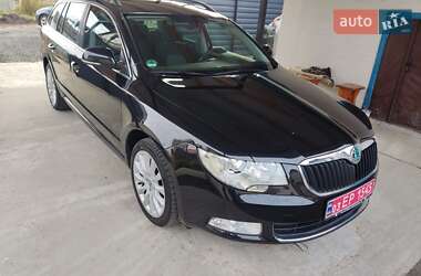 Универсал Skoda Superb 2013 в Ковеле