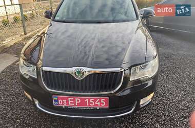 Универсал Skoda Superb 2013 в Ковеле