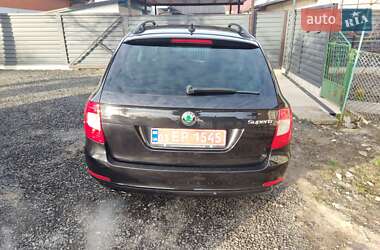 Универсал Skoda Superb 2013 в Ковеле