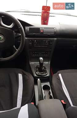 Лифтбек Skoda Superb 2006 в 