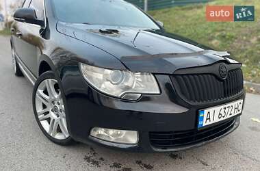 Универсал Skoda Superb 2011 в Киеве