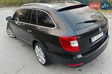 Универсал Skoda Superb 2011 в Киеве