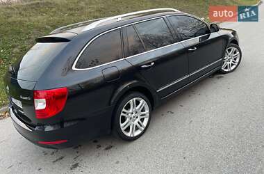 Универсал Skoda Superb 2011 в Киеве