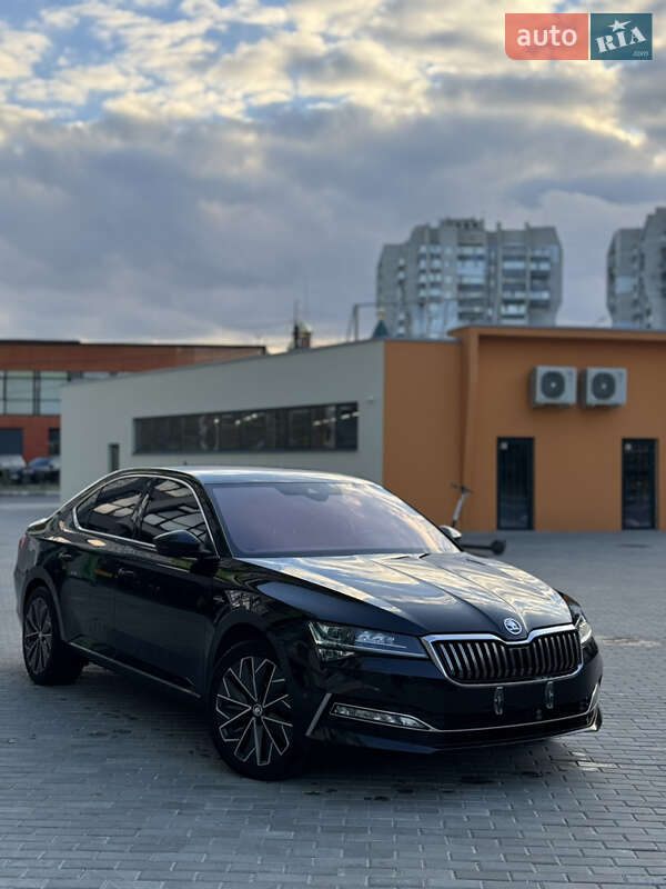 Ліфтбек Skoda Superb 2019 в Дніпрі