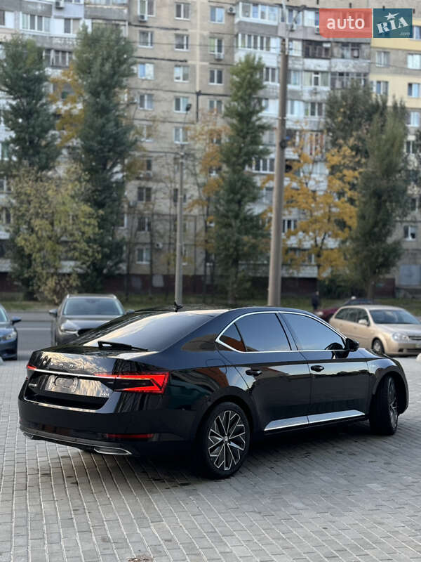 Ліфтбек Skoda Superb 2019 в Дніпрі