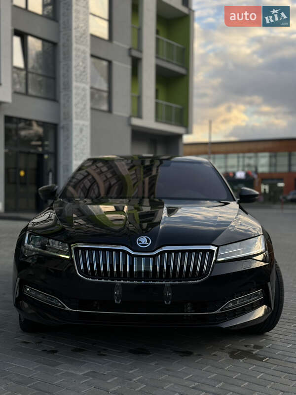 Ліфтбек Skoda Superb 2019 в Дніпрі