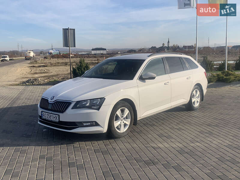 Універсал Skoda Superb 2016 в 