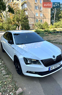 Ліфтбек Skoda Superb 2016 в Кривому Розі