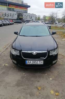 Універсал Skoda Superb 2011 в Києві