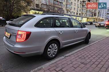 Універсал Skoda Superb 2014 в Києві