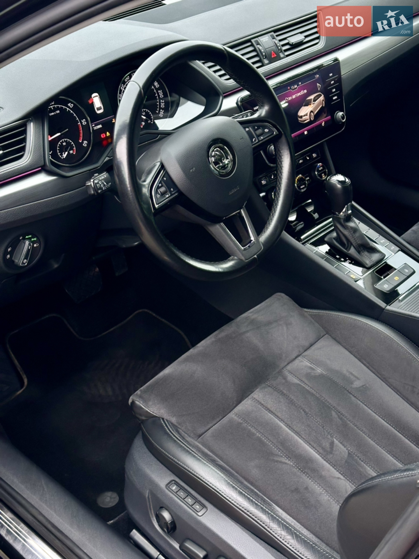 2017 Skoda Superb - мініатюра 20