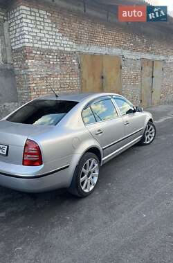 Ліфтбек Skoda Superb 2005 в Першотравенську