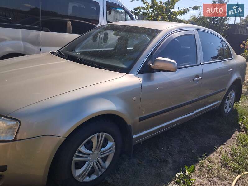 Ліфтбек Skoda Superb 2003 в Харкові