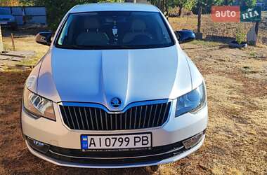 Ліфтбек Skoda Superb 2011 в Києві