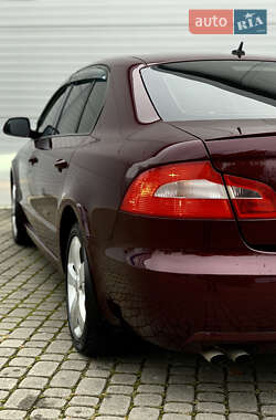 Лифтбек Skoda Superb 2012 в 