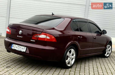 Лифтбек Skoda Superb 2012 в 