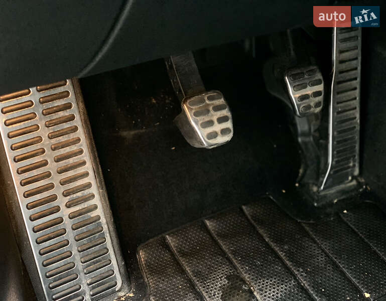 Лифтбек Skoda Superb 2012 в Мукачево