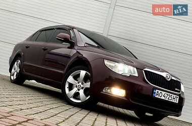 Лифтбек Skoda Superb 2012 в 