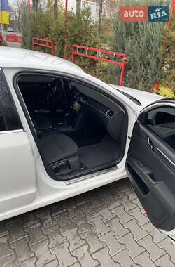 Лифтбек Skoda Superb 2008 в 