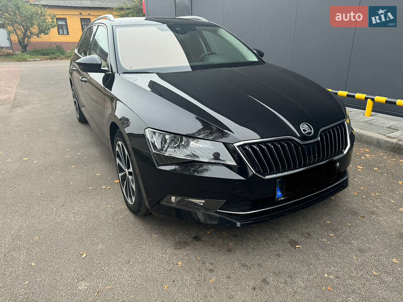 Универсал Skoda Superb 2015 в Киеве