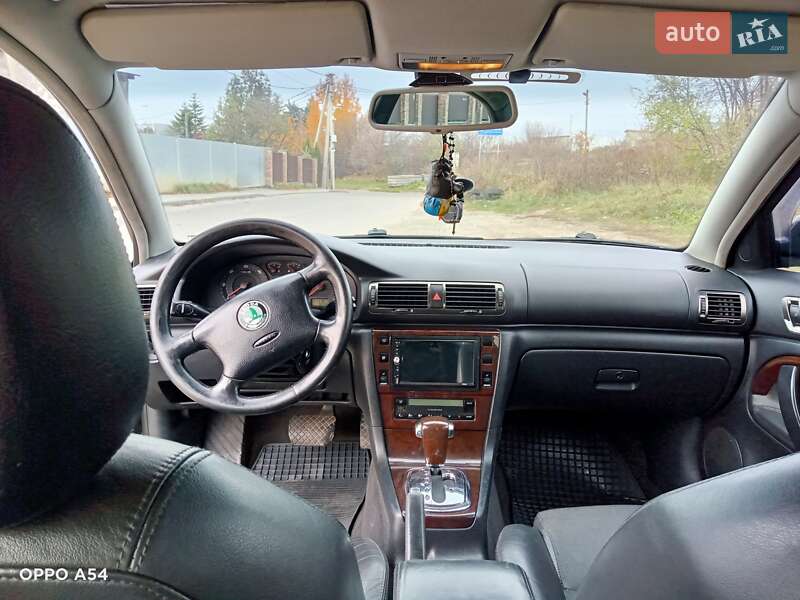 Ліфтбек Skoda Superb 2005 в Львові